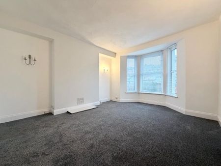 3 bedroom end of terrace house to rent - Photo 4