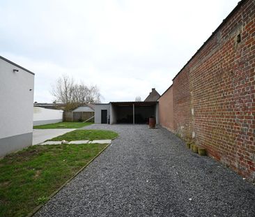 Halfopen bebouwing met carport voor 2 wagens! - Photo 5