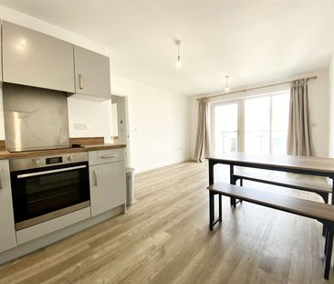 1 Bedroom - Photo 6