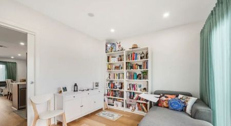 11C Cornelius Street Coombs ACT - Photo 3