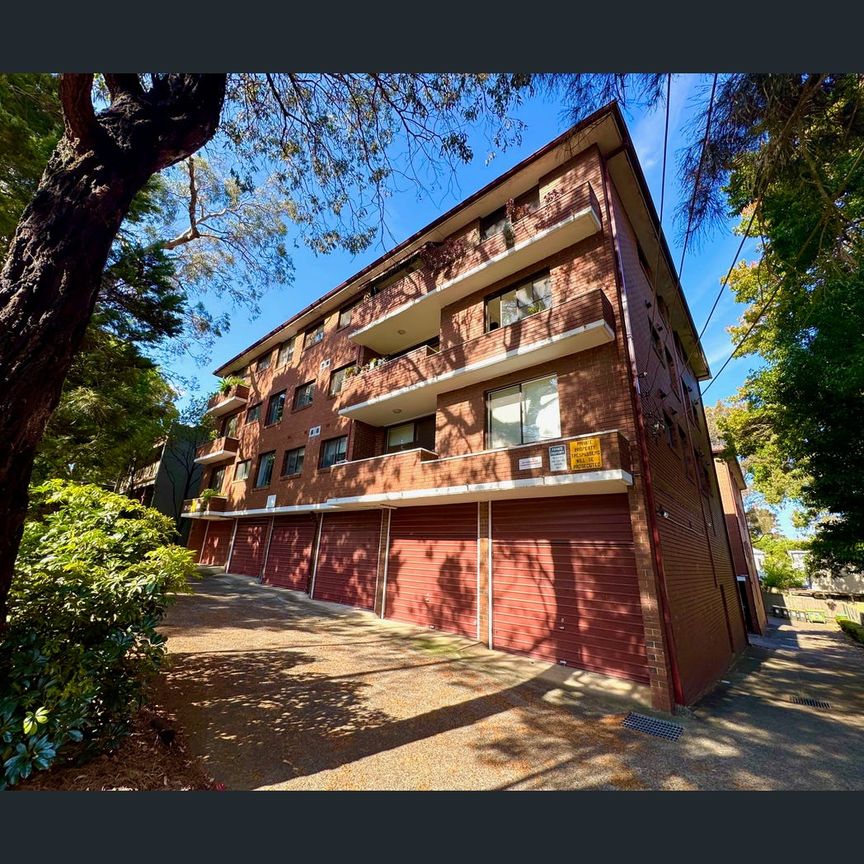 43/2-6 Brown Street, Newtown, NSW 2042 - Photo 1