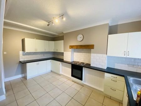 Nantgaredig, Carmarthen, SA32 - Photo 3