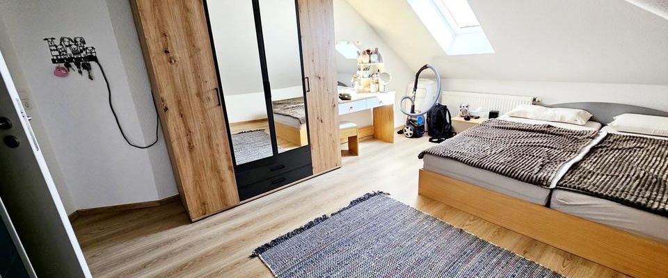 Gemütliche 2,5Zi-Wohnung (EBK, Stellplatz, Balkon) - Foto 1