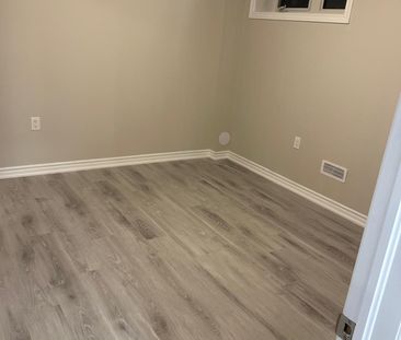 For Lease - 807 Apple Terrace, Milton, Ontario - Photo 4