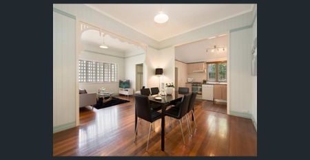 RENOVATED HOME IN LEAFY ASCOT AVENUE - Photo 5