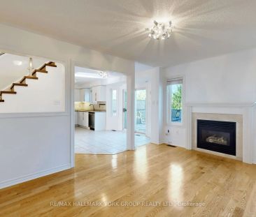 Detached Home For Lease | N9244586 - Photo 3