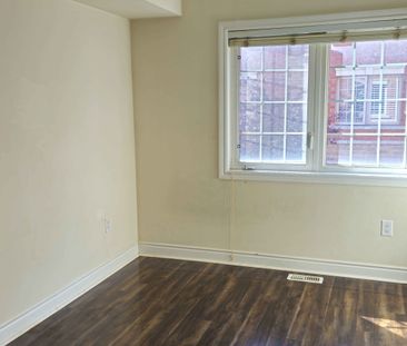 For Lease - 8 Brighton Place Unit# 50, Vaughan, Ontario - Photo 2