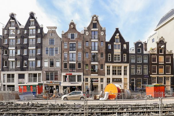 Te huur: Nieuwezijds Voorburgwal 18B, 1012 RZ Amsterdam - Foto 1