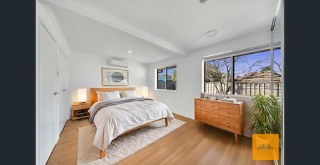 STEP INTO COMFORT AND CONVENIENCE - Photo 2