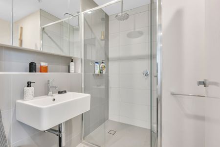 South Melbourne, The Place To Be! Pet friendly! - Photo 2