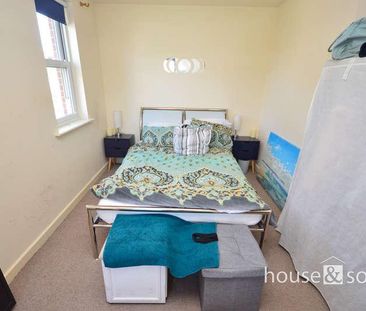 Livingstone Road, BH5 - Photo 3