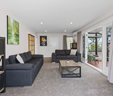 Spacious four bedroom family home! - Photo 1