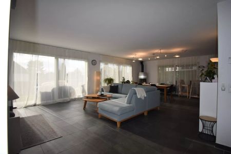 Superbe villa individuelle de 200m2 dans un cadre résidentiel et calme! - Photo 4