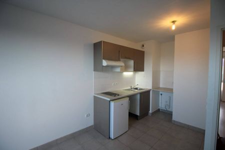 Appartement 2 pièces - - Photo 2