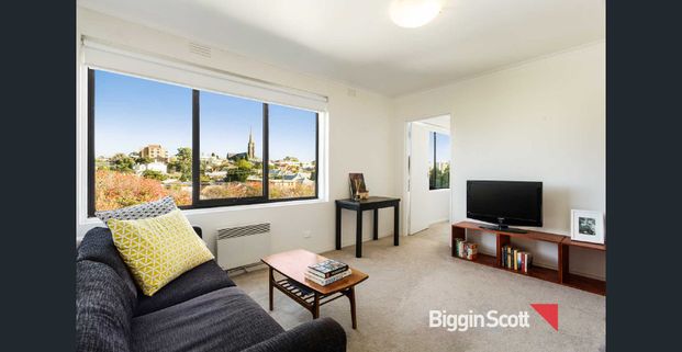 Vibrant Richmond Living Just Steps from Swan Street - Photo 1