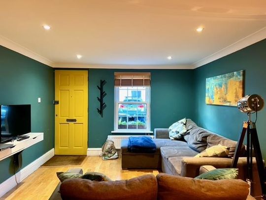 2 bedroom terraced house to rent - Photo 1