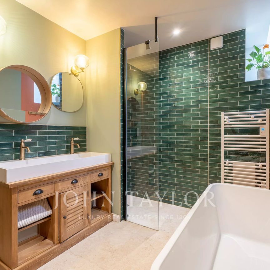 Maison de ville à louer Bordeaux, Sud Ouest, France2 650 EUR / Mois - Photo 1