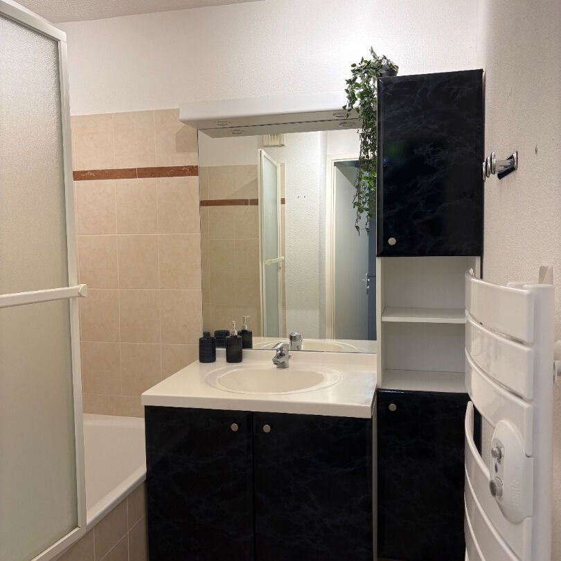 Location Appartement 3 pièces 60m² - Photo 1