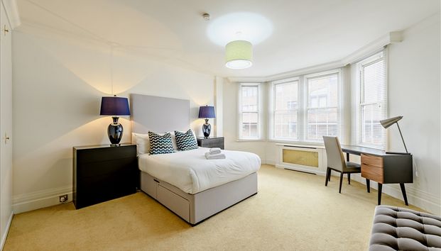 Strathmore Court, St John's Wood - Photo 1