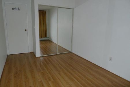 #110 – 240 Mahon Avenue, North Vancouver, Bc V7m 3h4 - Photo 3