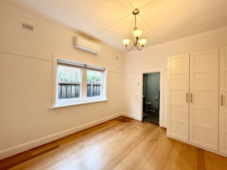 Immaculate 2 Bed 2 Bath House + Study and Much More to Offer - Photo 3