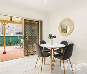 STUNNING TWO BEDROOM TOWNHOUSE - Photo 5