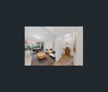 Sanctuary of Space and Style - Photo 2