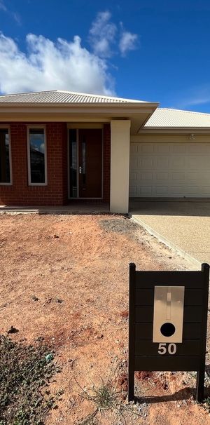 BRAND NEW! 4BEDROOM HOME - Photo 1