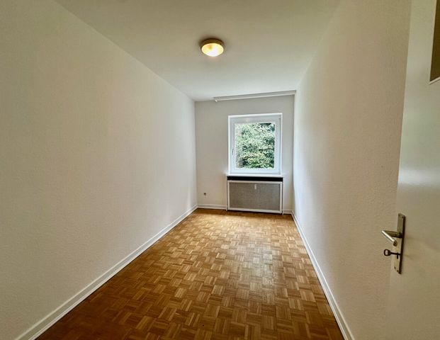 Dem Ortskern so nah! Gut geschnittene 2,5 Zi.-Wohnung in Volksdorf! - Photo 1