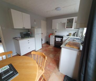 2 bedroom terraced house to rent - Photo 5
