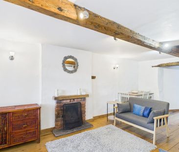 2 bedroom terraced house to rent - Photo 2