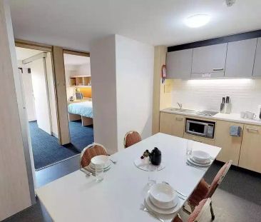 3 Bedroom Apartment - Photo 1