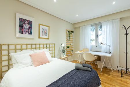 Calle del Pinar, Madrid, Community of Madrid 28006 - Photo 2