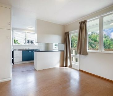 3 Bedrooms in Beach Haven - Photo 5