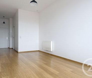 Location Appartement 1 pièce 32m² TROYES 10000 - Photo 3