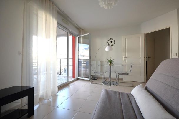 Location Appartement 2 pièces Meublé 38m² ROQUEBRUNE CAP MARTIN 06190 - Photo 1