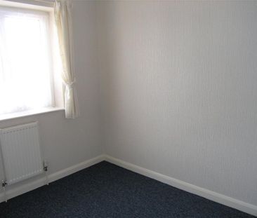 2 bedroom property to rent - Photo 2