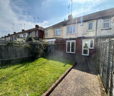 Torrington Avenue, Tile Hill - Photo 5