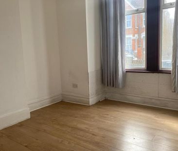 4 bedroom townhouse to rent - Photo 6