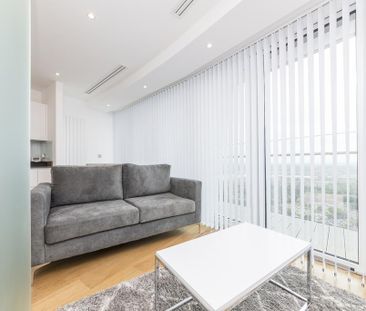 Studio to rent - Photo 2