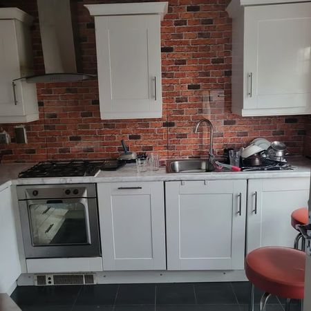 2 Bed Flat, Ashley Lane, M9 - Photo 3