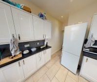 12 Buckingham Mount, Leeds, LS6 1DN - Photo 5