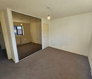 2 bedroom semi-detached house to rent - Photo 2