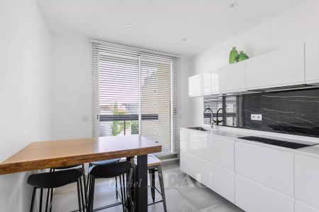 Location appartement, Neuilly-sur-Seine, 4 pièces, 143.9 m², ref 86233806 - Photo 2