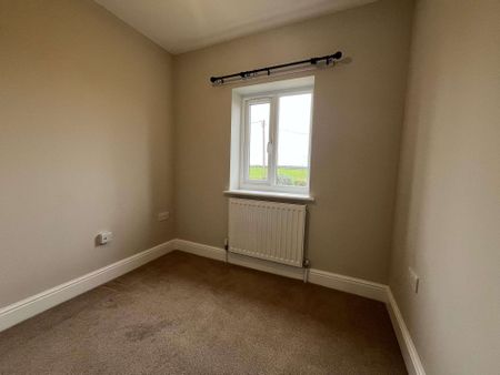 Two bedroom semi detached property - Photo 2