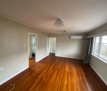 Charming 2BR Unit in New Lynn! - Photo 2