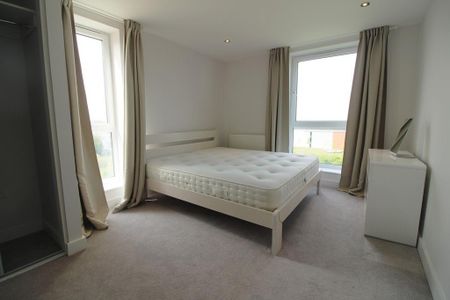 2 bedroom apartment to rent - Photo 3