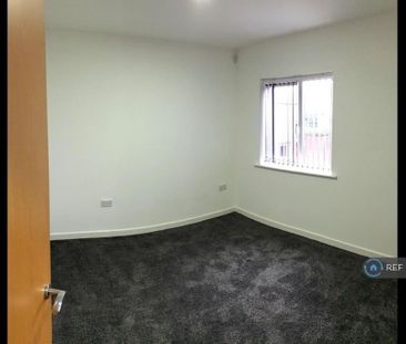 2 bedroom maisonette to rent - Photo 2