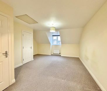 4 bedroom semi-detached house to rent - Photo 4