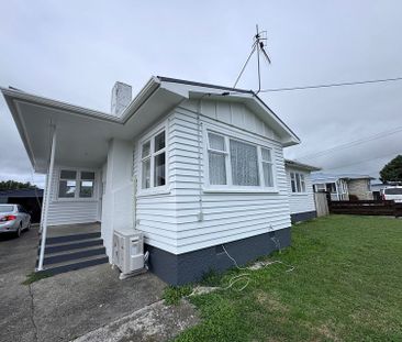 Your New Home Awaits – Fully Upgraded 3 Bedroom - Photo 3
